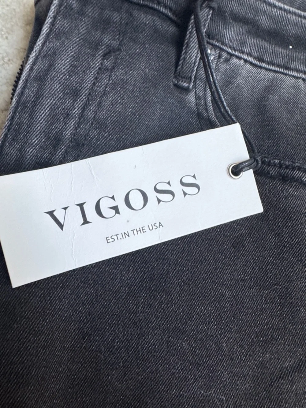 Vigoss Women's Marley Straight Charcoal Black High-Rise Skinny Jeans - Picture 2 of 6